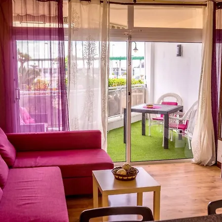 Avenida Jose Miguel Galvan Bello Apartment